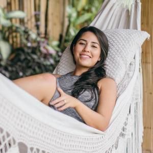 Meet your Posher, Priscila
